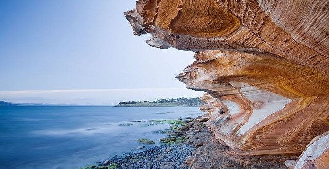 Painted Cliffs, Maria Island, Tasmania, Australia Painted Cliffs, Maria Island, Tasmania, Australia
